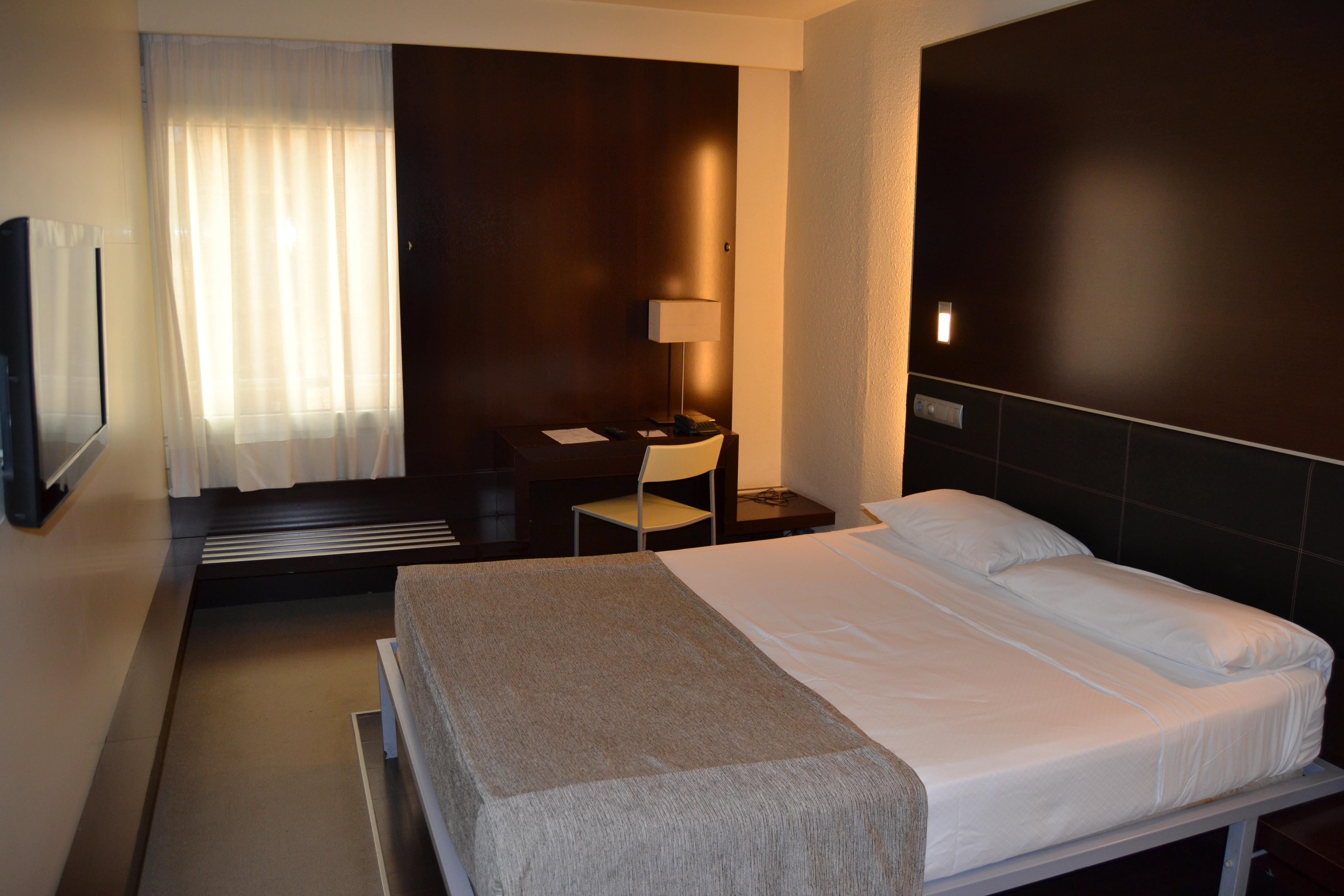 Hotel Ceuta Puerta De Africa Екстериор снимка