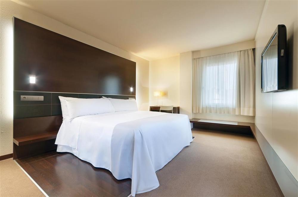 Hotel Ceuta Puerta De Africa Стая снимка