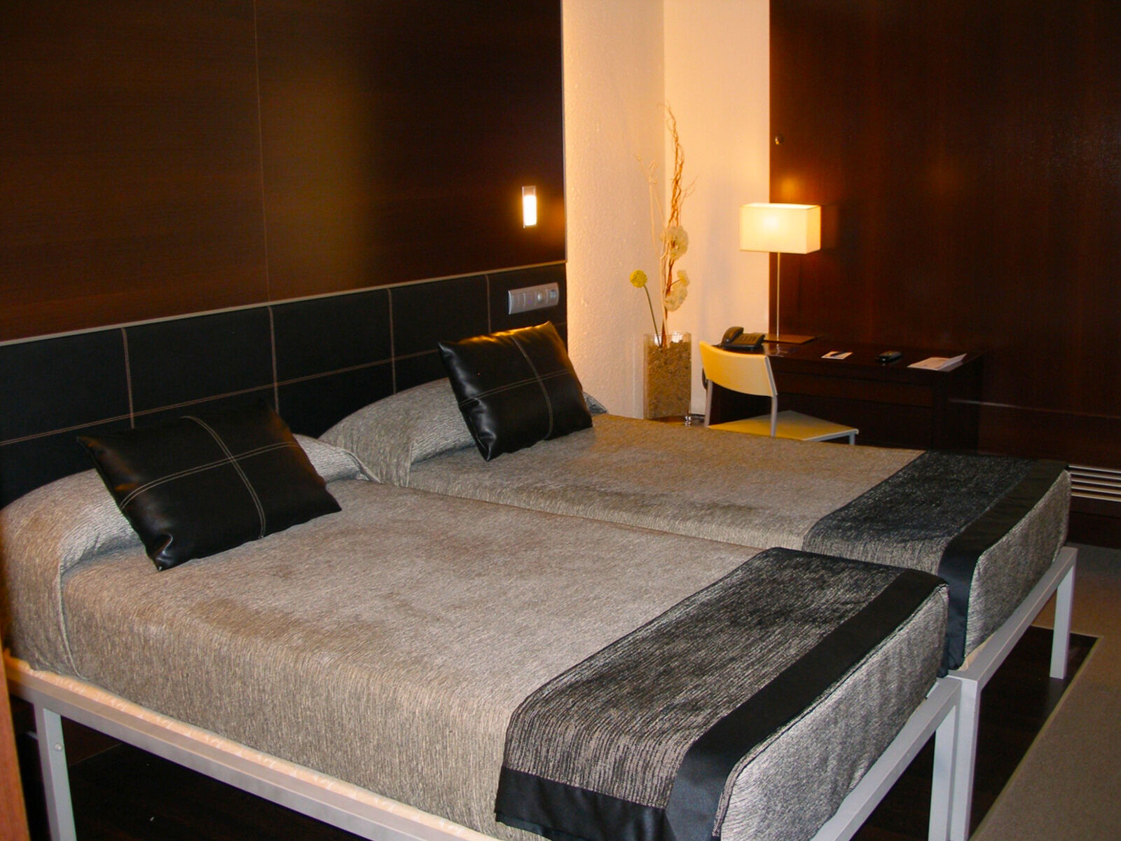 Hotel Ceuta Puerta De Africa Екстериор снимка